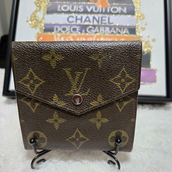 Louis Vuitton Handbags - Authentic Louis Vuitton Monogram Elise Compact Trifold Wallet - Vintage